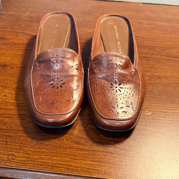 Antonio Melani Tan Perforated Women’s Slip-Ons - Picture 3 of 6